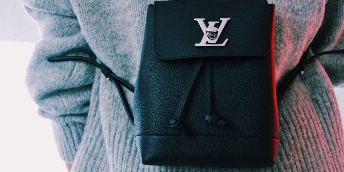 Introducing LV Outlets: Your Gateway to Unparalleled Woman Bags